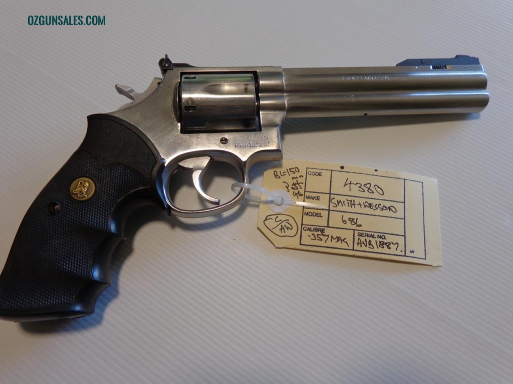 Smith and Wesson 686-1 .357Magnum stainless Steel