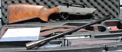 As New Fabarm Iris in 300 Win Mag barrel made by SUHL cold forged in Germany presents as new and unshot the barrel 10/10 Comes with case /tools and mounts Inter
