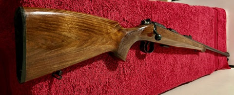 Really nice Brno model 2 E .manufacture 87 ..in very good to excellent condition . Well above average timber stock .. Metalwork has no rust and in fact no sign 