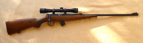 BRNO Model 2E .22LR bolt action rifle in good condition. Bore is very good. Fitted with Tasco 4x32 scope. Buyer to pay postage/transfer fees where applicable. A