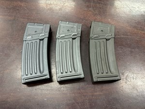 HECKLER & KOCH
MODEL 93
223REM
25 SHOT
SEMI AUTO 
CATEGORY D
ORIGINAL MAGAZINES
ELEVEN ONLY

VGC+ $179 EACH
UN-BONDED CATEGORY D MAGS
NO AG PERMIT REQUIRED FOR PURCHASE