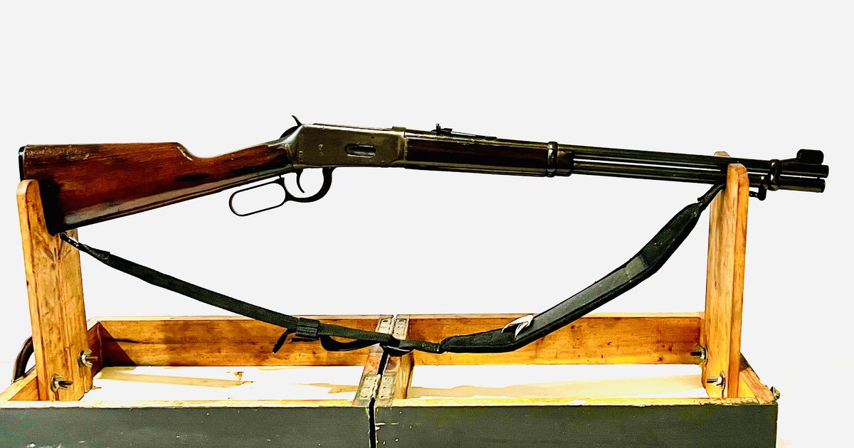 Winchester Model 94 Carbine – .44 Magnum (1972 Top Eject)