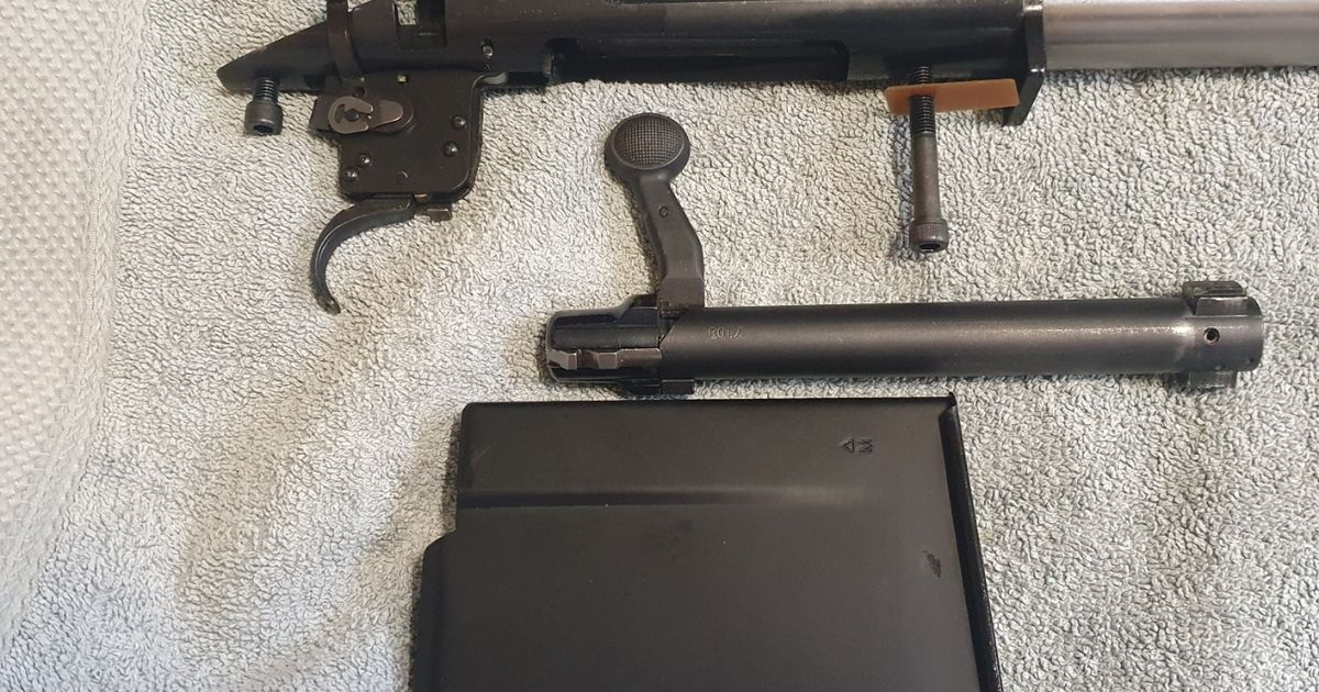 Remington 700 (long action) with NEW heavy stainless barrel