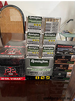 Remington 33gn Accutips x 16 packs(800 rounds), Hornady V-Max 30gn x 9 packs(450 rounds), RWS 40gn SP x 3 packs(150 rounds) & Winchester 45gn subs x 1 pack. Bee