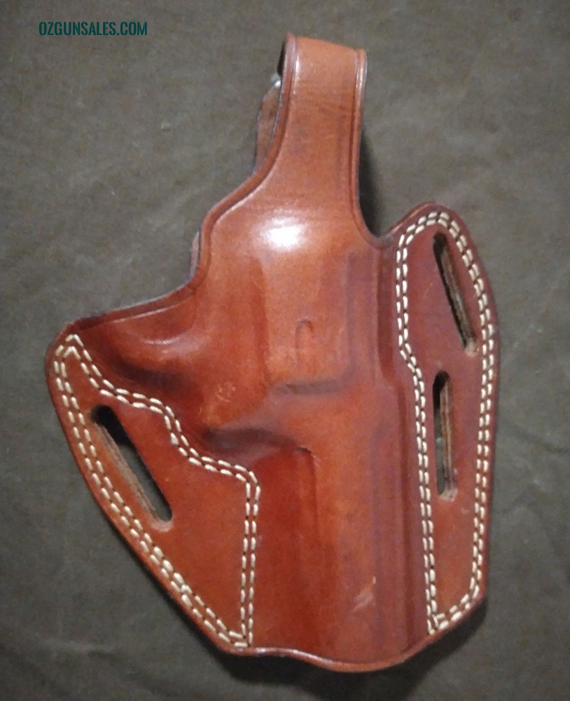 Holster to suit 4” S&W686; & S&W617;