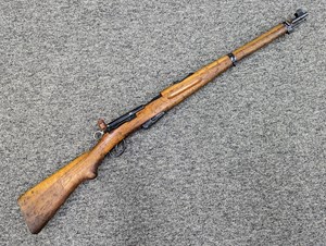 SWISS
SCHMIDT RUBIN
1911 CARBINE
7.5X55, 6 SHOT
STRAIGHT PULL ACTION
MATCHING NUMBERS
SWISS MILITARY MARKINGS
MANUFACTURED 1926
ORIGINAL LEATHER SLING
#141417

VGC+ $1290