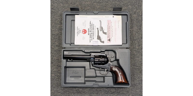 Used  Ruger Super Blackhawk  44 Magnum Excellent Condition