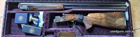 This gun is a rare factory interchangable choke gun. The timber is high grade and bluing is perfect . It has not seen much work and is a one owner gun that has 