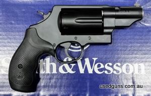 One for the post 46 collector or dealer. Smith & Wesson Governor Revolver. Shoots 45 ACP, 45 LC and 2.5‚Äö√Ñ√∂‚àö√ë‚àöœÄ 410 shotgun shells. Has tritium night s