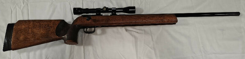 Anschutz Model 64 MSR .22LR bolt-action rifle in very good condition with beautifully restored timber stock. Smooth action and known Anschutz accuracy, making i