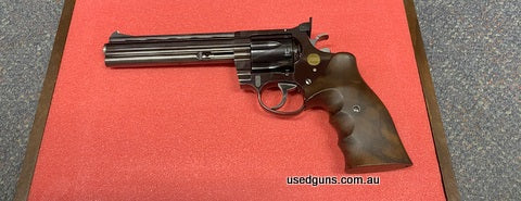 Excellent condition Korth Classic revolver chambered in 357 Mag. Has a 6 inch barrel, adjustable rear sight and comes cased. Includes certificates of authentici