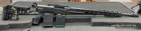 Lithgow LA105 Xray Chambered in 6.5 Creedmoor. Features a MDT chassis, factory steel magazine plus 2 MDT AICS magazines, Evolution hard case. Extremely accurate