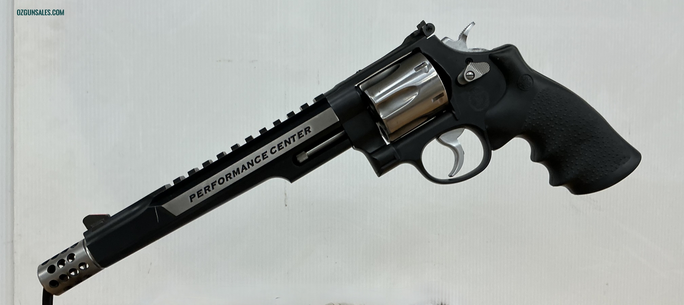 Smith and Wesson 629 .44 Magnum hunter