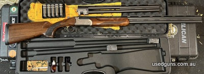 Akkar Churchill 20‚Äö√Ñ√π + 30‚Äö√Ñ√π combo With chokes And hard case. Minimal use, approx 250 rounds.