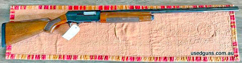 A very good Franchi model 520 semi auto shotgun. Has done little work as it has been in storage most of it's life. Built in the 80's this shotgun is fitted with