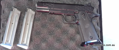 Selling my STI Hextac 2011 handgun. Comes with two magazines and a gun belt.