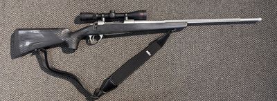 Consignment Sako 85 Carbonlight SS .300WIN With Sako Sling And Red Field Scope / SN: L83693