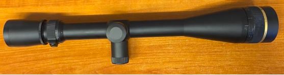 Leupold Vx-3 6.5-20x40 EFR, target turrets, fine duplex reticle and is in excellent condition. Adjustable front objective and comes with factory box and sunshad