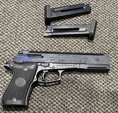 Consignment Beretta 87 Target .22Lr 2Mag - SN: C52799U