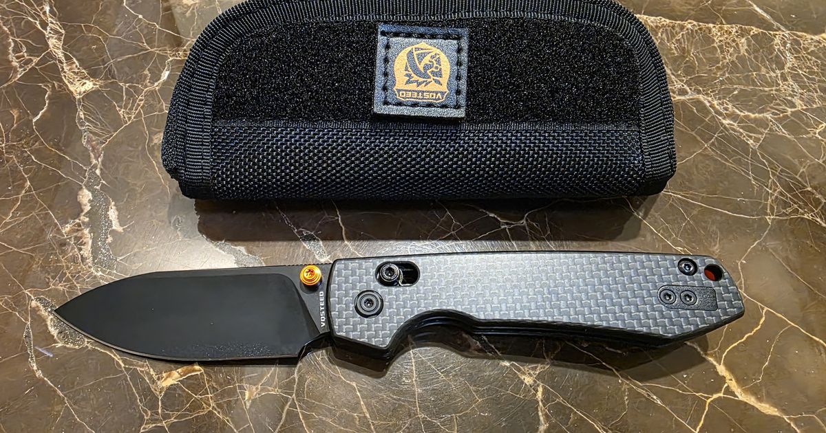 Folding Knife - Vosteed Raccoon