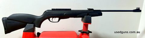Price includes postage to your local dealer excluding WA and some reginal areas. Here is a used GAMO Black Knight in .177 presenting in good condition. Has a fe