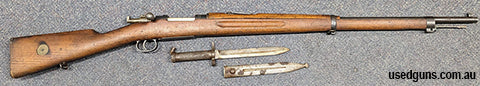 Carl Gustaf M96 from 1916 with bayonet in fair condition. All numbers on rifle matching. Barrel in very good confition, rifling is crisp and clear. Action is sm