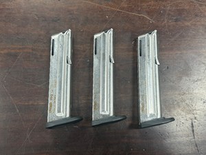 WALTHER 
PPQ M2
22LR
10 SHOT
ORIGINAL MAGAZINES
NINE ONLY

AS NEW $65 EACH