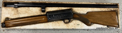 Browning A5 Auto 12G shotgun. Deluxe engraved mdoel in very good original condition. Excellent bore etc. Phone or email for more pics $1250 plus post.