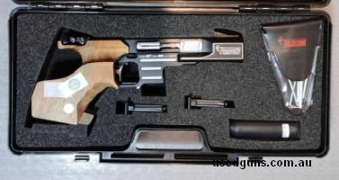 Excellent used condition in case with all accessories. 2022 SP pistol with Small left hand grip. Please contact me for more photos.