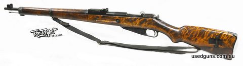 Stunning Finnish M39 Nagant, Wartime stocked in beautiful tiger stripe timber. Matching number bolt good bore and is a good shooter or a very collectable piece.