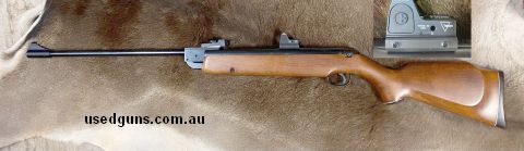 Very accurate air rifle in lovely condition. comes with Trijicon red dot sight for pin point accuracy for target and hunting. Hi power model for rabbits and fox