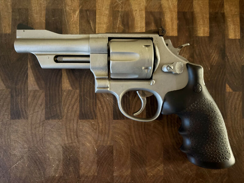 S&W Mountain Gun in 44 Mag. Excellent condition. Re-finished in matte.Action job. Plus postage.