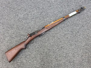 SWISS
SCHMIDT RUBIN 1911 CARBINE
7.5X55 6 SHOT
STRAIGHT PULL ACTION
EXCELLENT BORE
MATCHING NUMBERS
MANUFACTURED 1921
#105543
EXC $1290