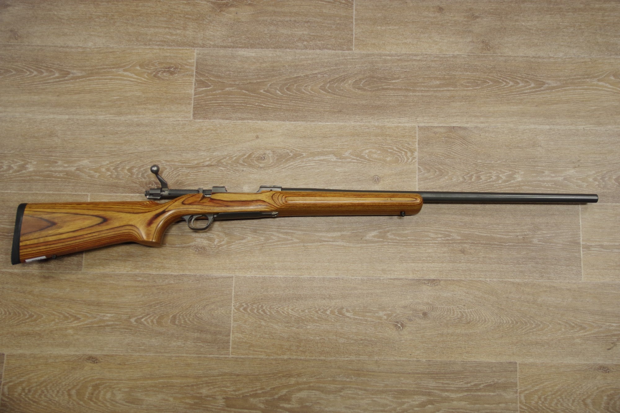 S/H RUGER M77 MKII VARMINT BOLT ACTION RIFLE 223 (FY468)