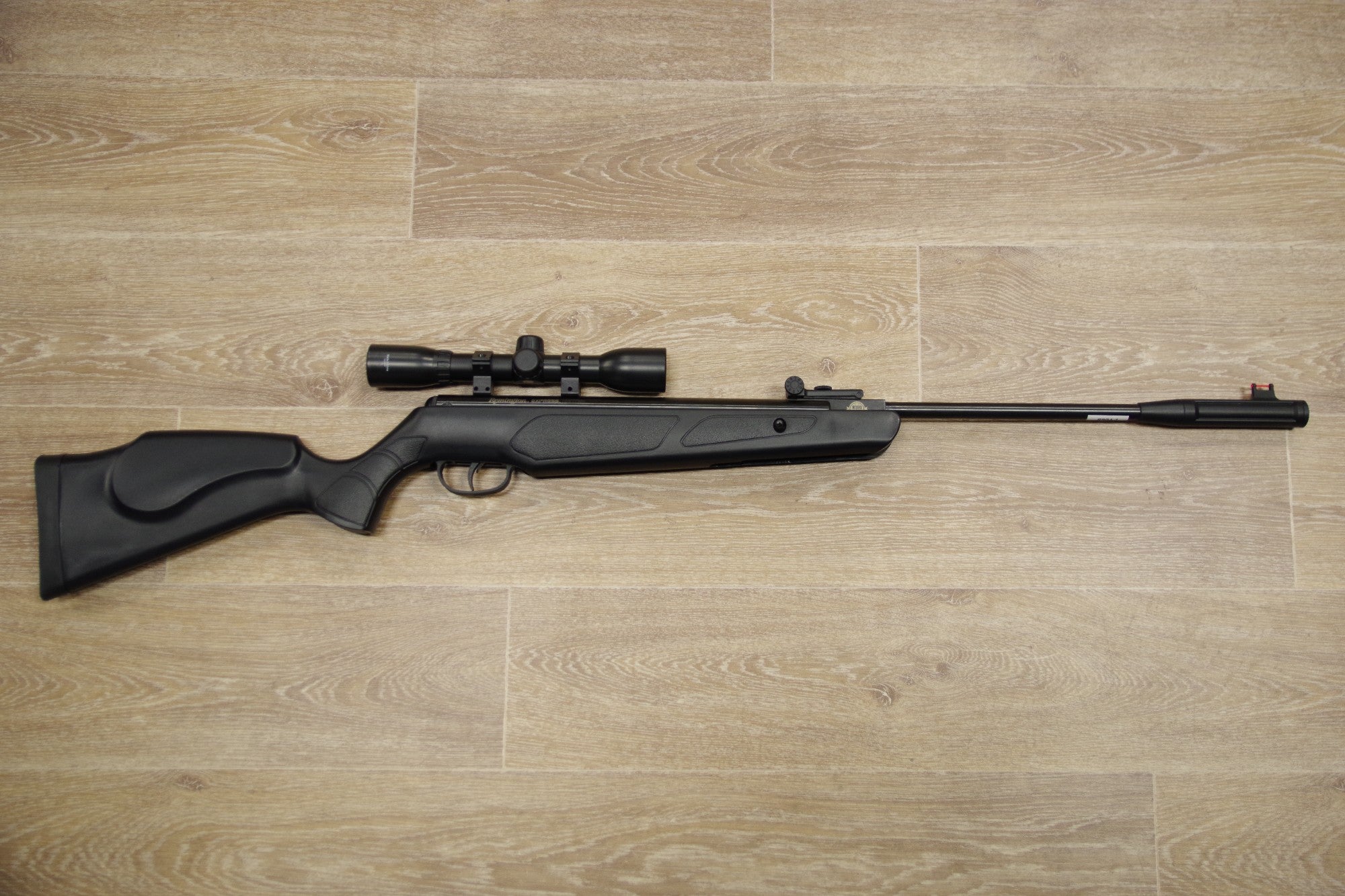 S/H REMINGTON EXPRESS HUNTER AIR RIFLE 177 (FY068)