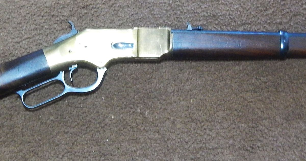 UBERTI MODEL 1866 YELLOWBOY CARBINE 44/40.....USED!!