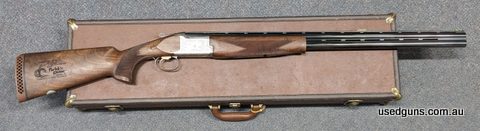 A 12G Miroku Mk 10 Grade 5 Field & Game 50th Anniversary model. A beautiful gun in excellent condition. The gun has Field & Game 50th Anniversary engraving in t