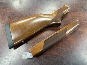 HENRY
H023 SUPREME
ORIGINAL
CHECKERED
WALNUT STOCK AND FOREND SET
FOUR SETS ONLY

AS NEW $110 PER SET