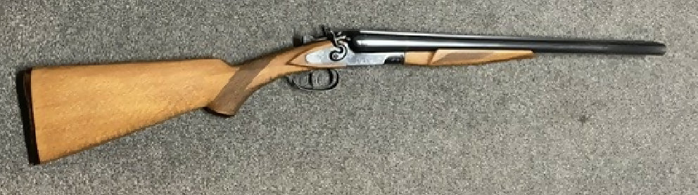 Baikal Coach Gun 12 Gauge in top conditon for age, slight blueing wear and very slight corrossion can easily be cleaned up. Timber work is mint.