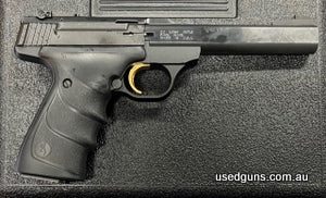 Massive clearance. Brand new, in stock for immediate delivery and reduced from $1100 to clerar. Browning Buckmark Standard URX in 22LR. 140mm Slab side barrel, 