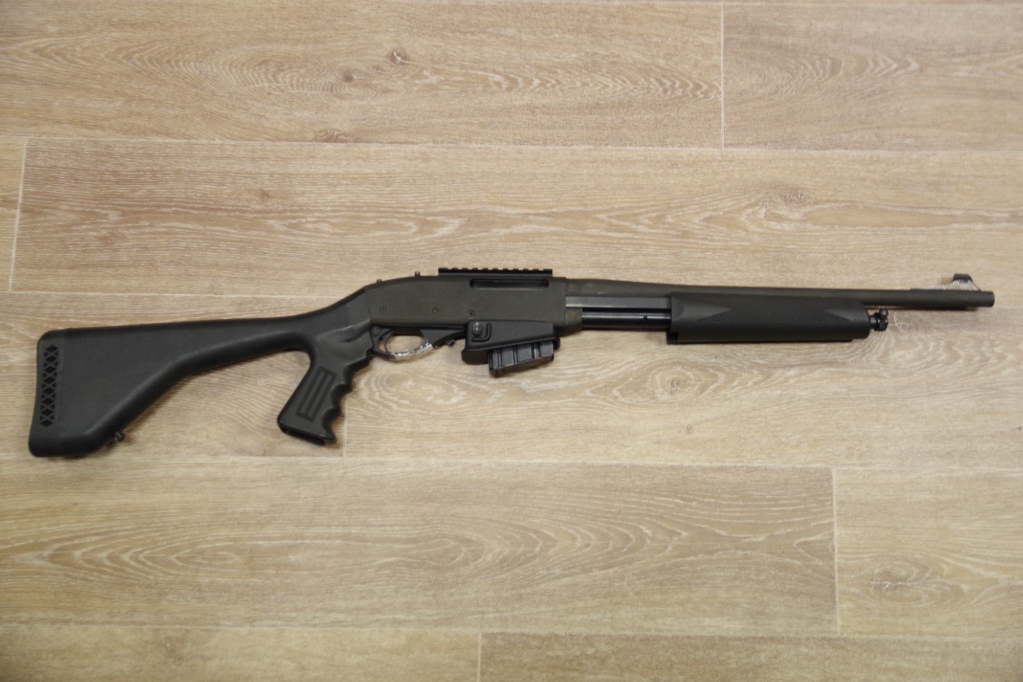 S/H REMINGTON 7615 PUMP ACTION RIFLE 223 (FY671)