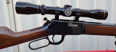 Selling Dads old gun. Basically a safe queen. Done under 100 rounds. I think early 80's, early model. With Leopold old school gold ring scope, fine cross hair. 