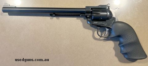 Excellent condition, great sillhoutte pistol. Comes with 22lr and 22 wmr cylinder. Save on buying a new pistol.