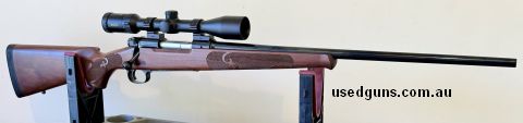 Beautiful model 70 featherweight in 270 Winchester excellent condition no scratches dings or rust hardly used comes with Meopta Meopro 3-9x40 German #4 reticle 