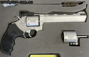 Taurus Tracker 692 357MAG/9MM in new condition bought with all intentions, no time getting out, only just over twelve months old shot 60 357 and 30 9MM $900 ono
