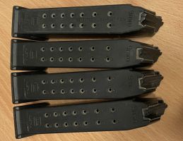 4 Glock magazines to fit 17,19,34 secondhand 17rd can only be sent to your dealer includes post.