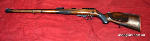 22 Walther Stutzen in good order for age. Markings Carl Walther, Ulm/Do. Sportwaffenfabrik at the rear of action between dovetail for scope mounts. At top of ac