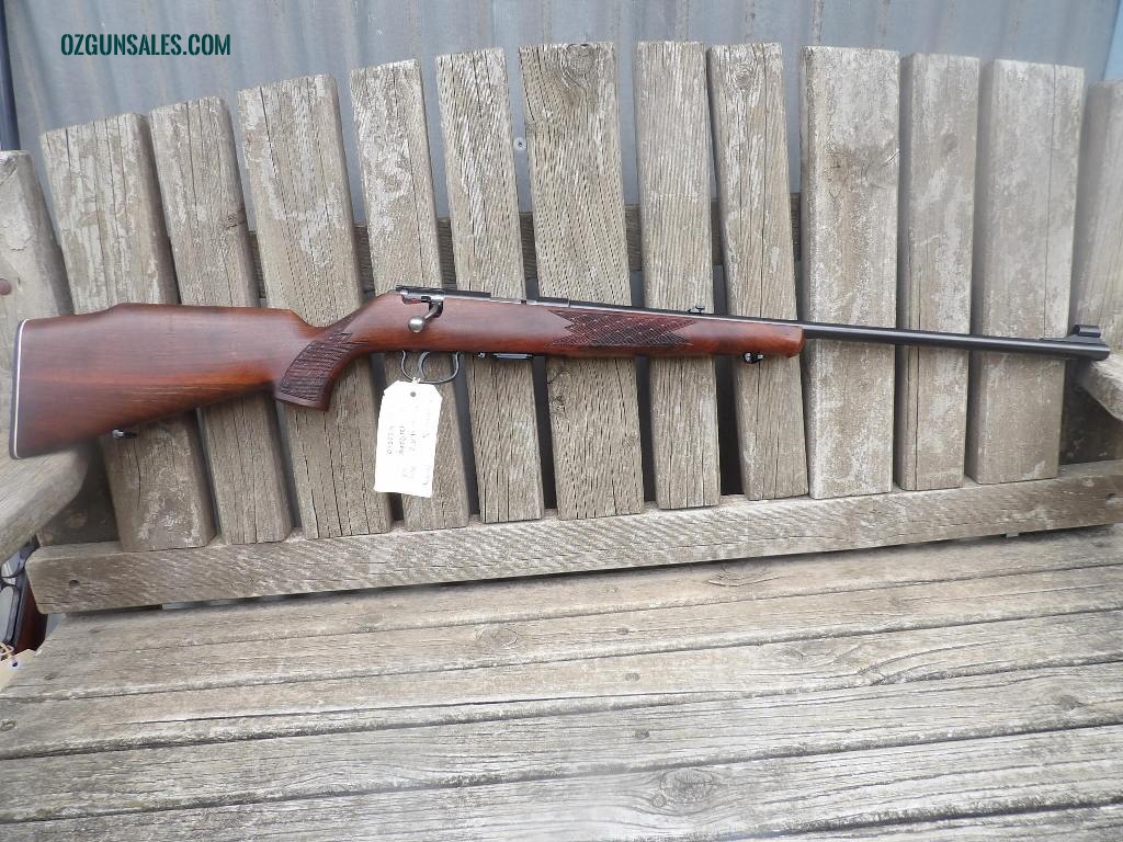 Anschutz 1515/1516 In 22 Mag. One Owner. Minty.
