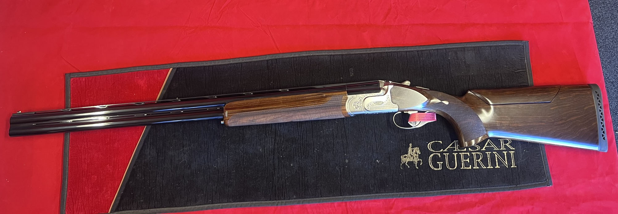 NEW Caesar Guerini Invictus DTS Trap 12G Shotgun