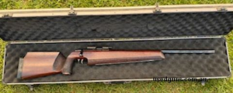 Anschutz match 54 single shot 1974 model. west German Quality. some blueing rubbed due to age. great trigger. Still shoots extremely accurately like an anschutz